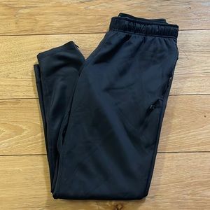 ✨RUSSEL JOGGERS✨